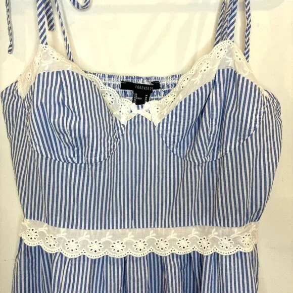 Forever 21 Mini Dress Sz M Coquette Y2K Milkmaid Lace Cottagecore Seersucker - Picture 2 of 10